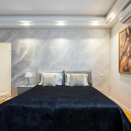 Esop 2 Bedroom In Dorobanti * Bucureşti