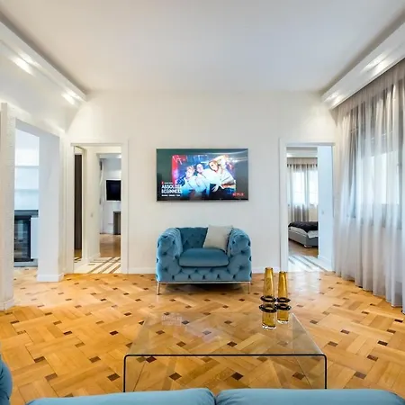 Esop 2 Bedroom In Dorobanti * Bucureşti