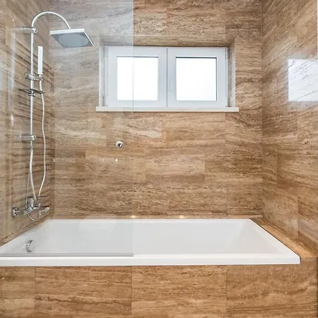 Esop 2 Bedroom In Dorobanti Apartament Bucureşti
